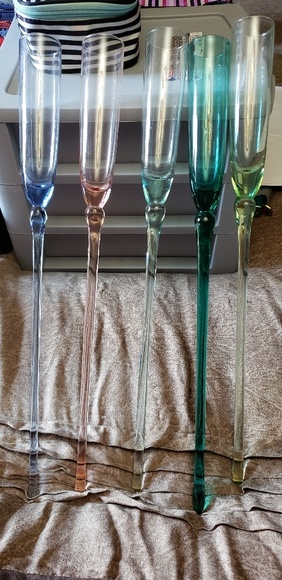 Meet your Posher, Julie - Picture 2 of 3